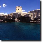 Torre Minervino, facing the wonderful sea of the Otranto Channel